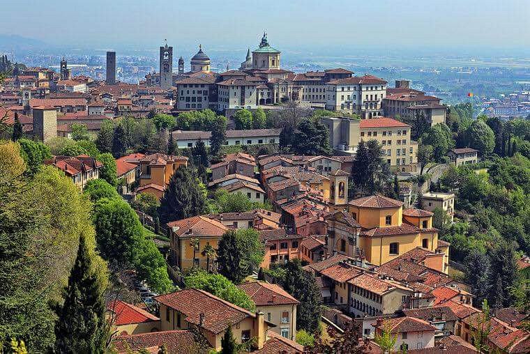 Al momento stai visualizzando SOTTO IL MONTE, BERGAMO, CRESPI E NAVIGAZIONE SULL’ADDA