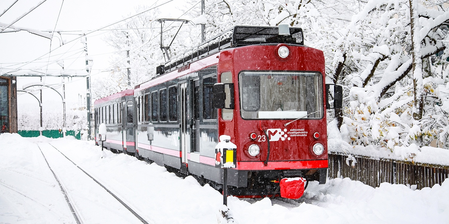 Al momento stai visualizzando MERCATINI DI NATALE A BOLZANO E TRENATALE DEL RENON